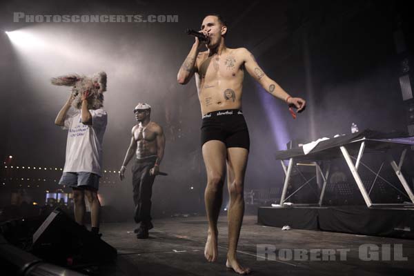 SLOWTHAI - 2019-10-31 - PARIS - Grande Halle de La Villette - Nef - 